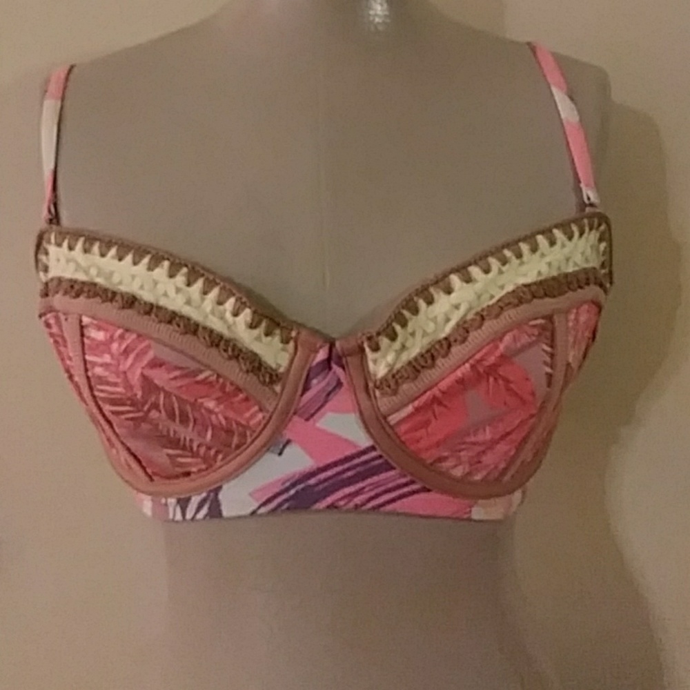 Nwot maaji crochet underwire bandeau xl